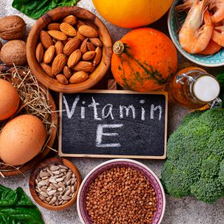 Vitamina E (α-tocoferolo)